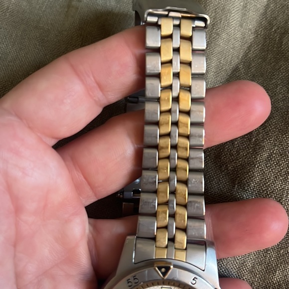 Tag heuer authentic men’s silver/gold watch - Picture 3 of 8